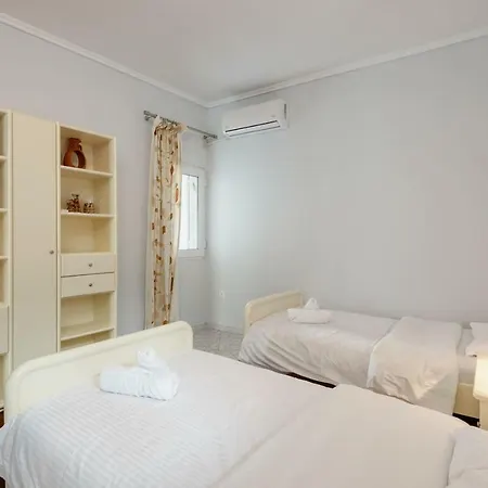 Apartment Upscale And Spacious 3br *